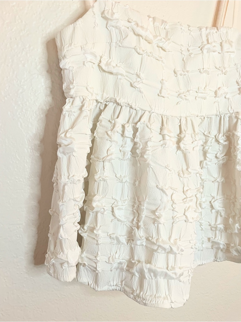 Glam Ivory Textured Ruffle Cami Small - Picture 2 of 7